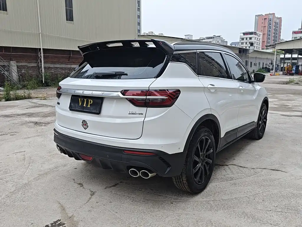 Geely Binyue — миниатюра 6