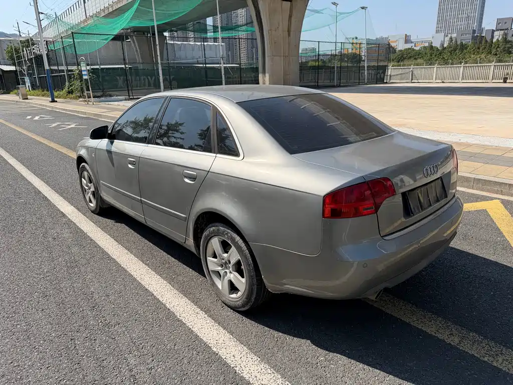 Audi A4 — миниатюра 16