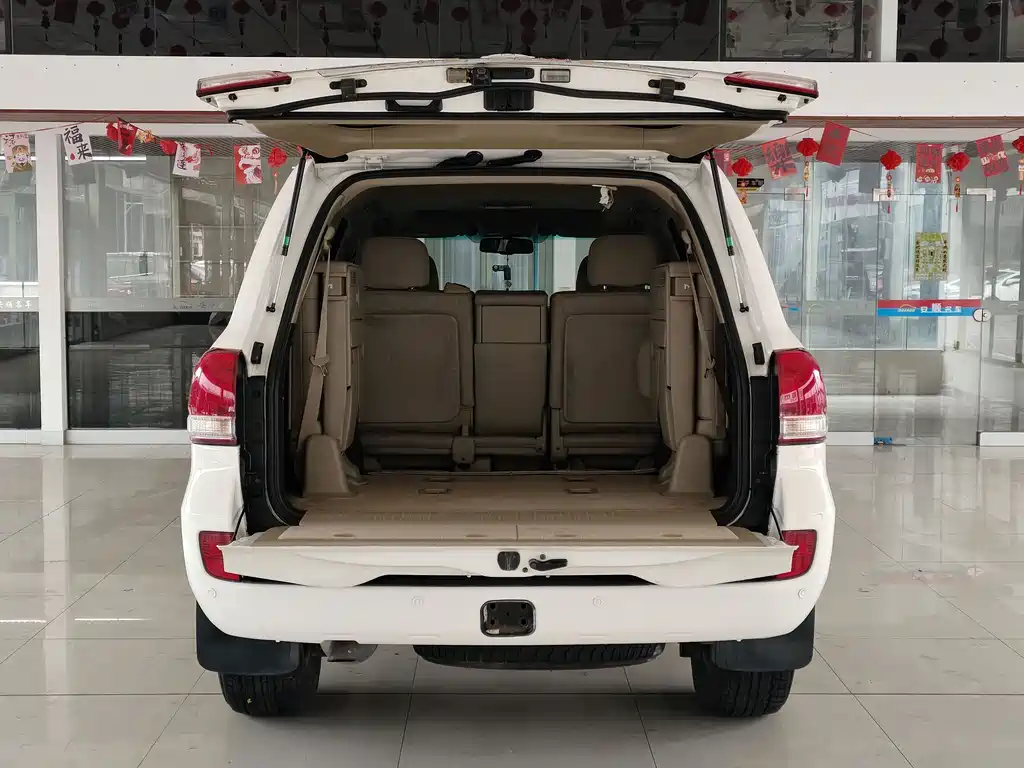 Toyota Land Cruiser — миниатюра 7