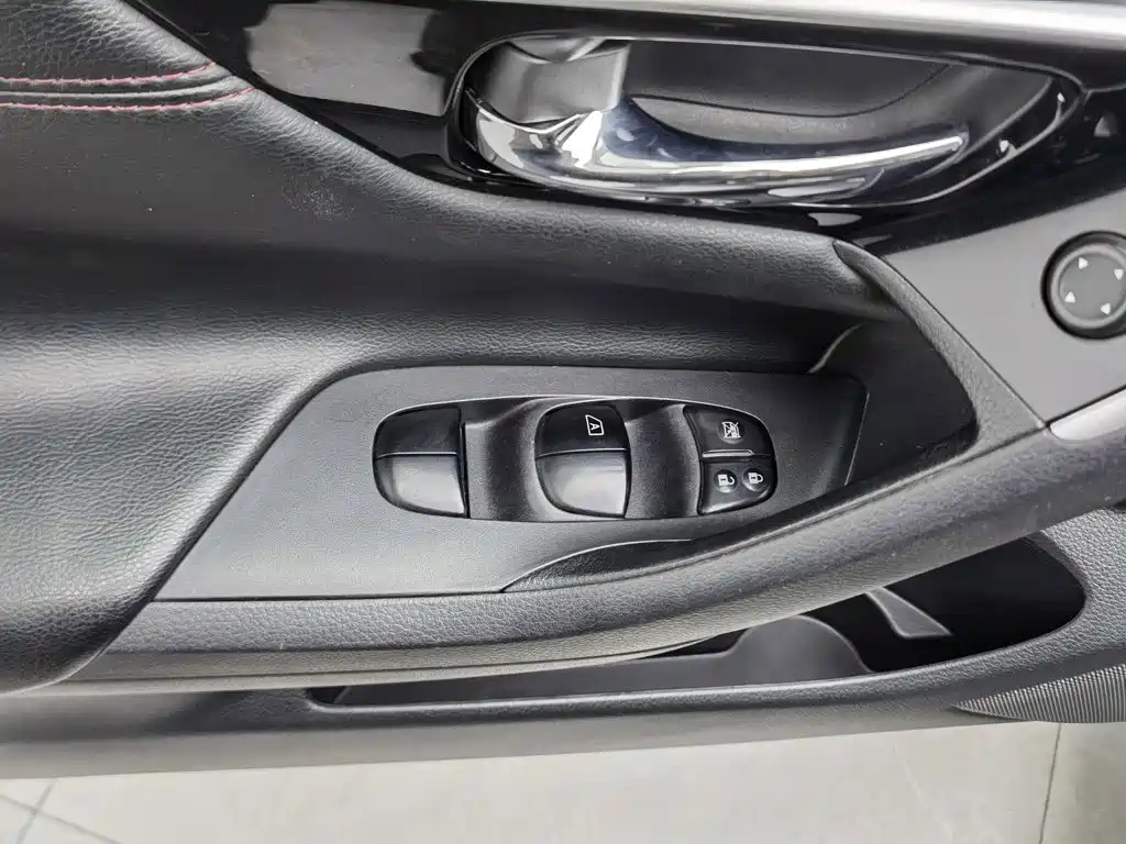 Nissan Teana — миниатюра 9
