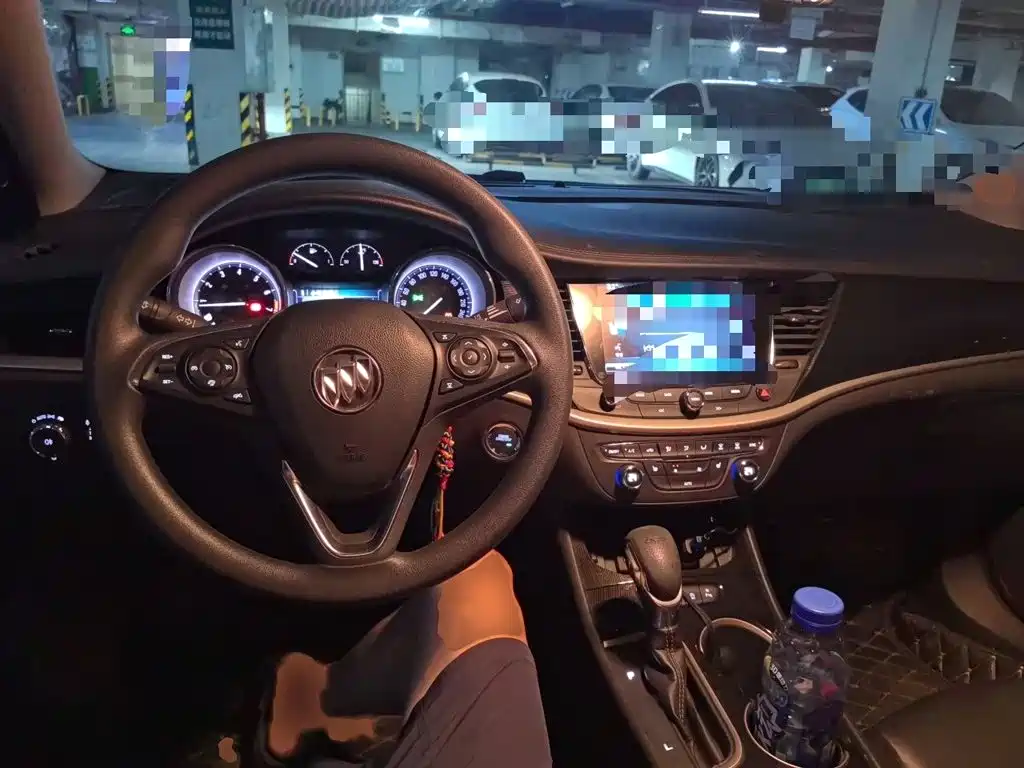 Buick Verano — миниатюра 13