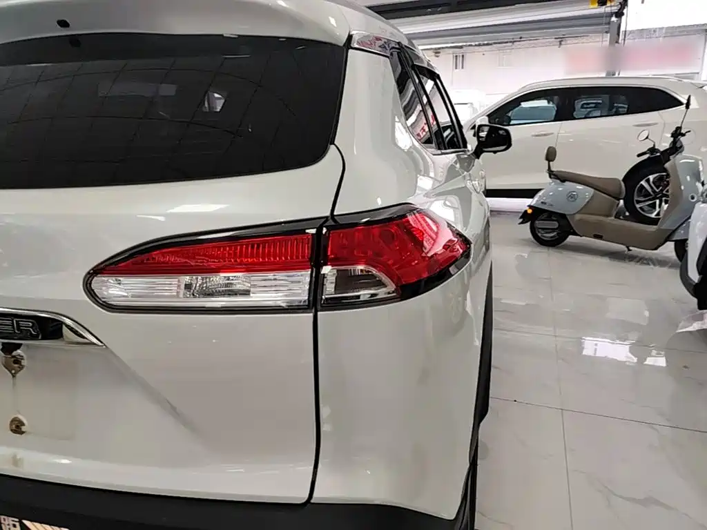 Toyota Frontlander — миниатюра 8