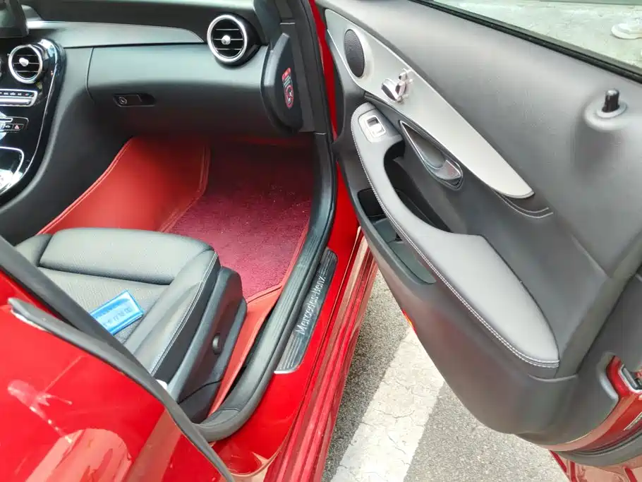 Mercedes-Benz C-Class — миниатюра 8