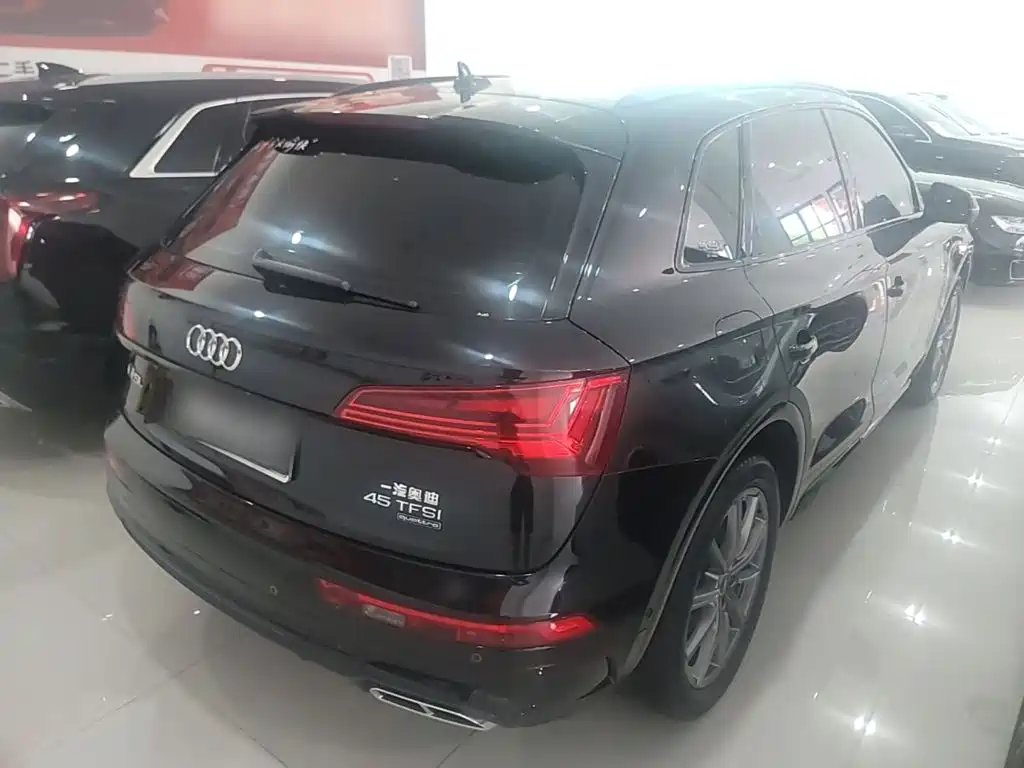 Audi Q5L — миниатюра 7