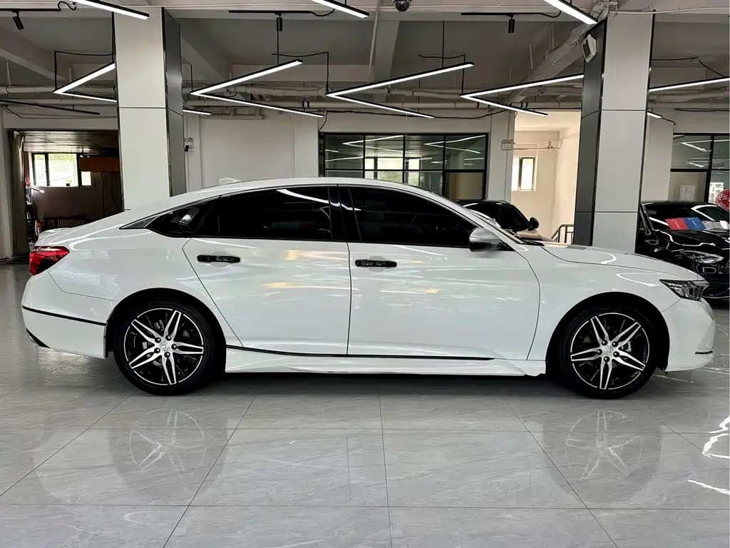 Honda Inspire — миниатюра 10