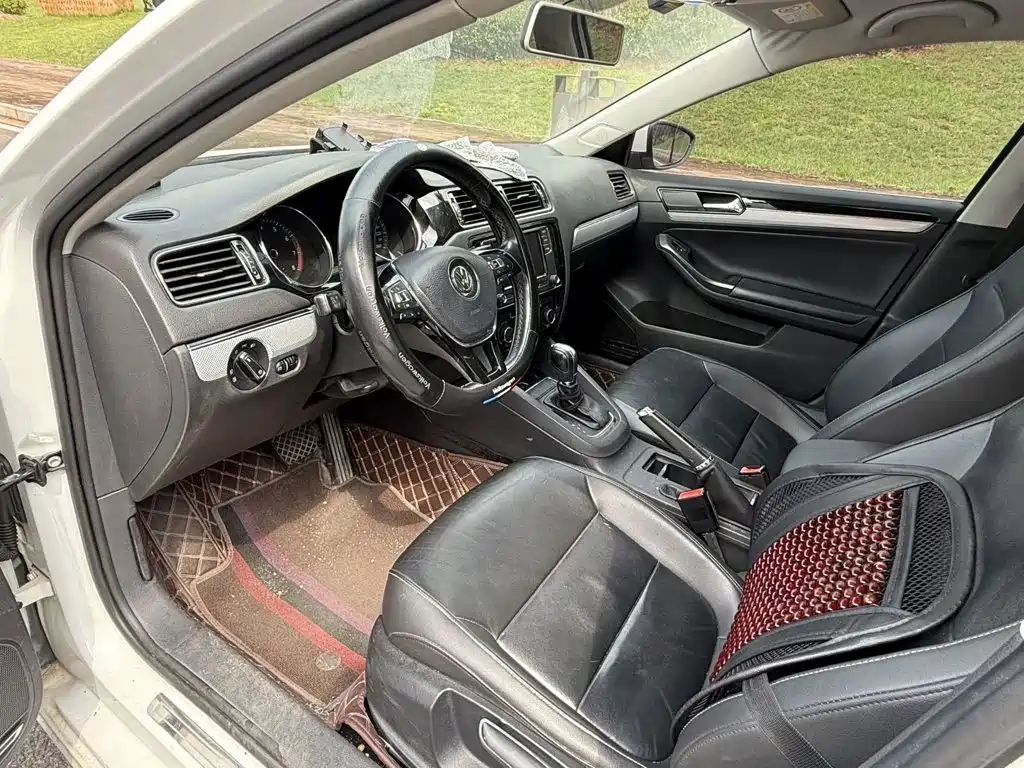 Volkswagen Sagitar — миниатюра 7