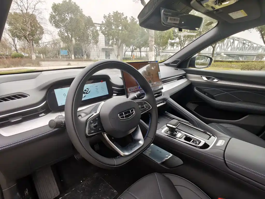 GEELY AUTOMOBILE XINGRUI