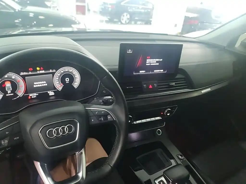 Audi Q5L — миниатюра 10