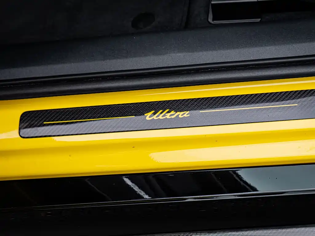 XIAOMI CAR XIAOMI SU7 ULTRA