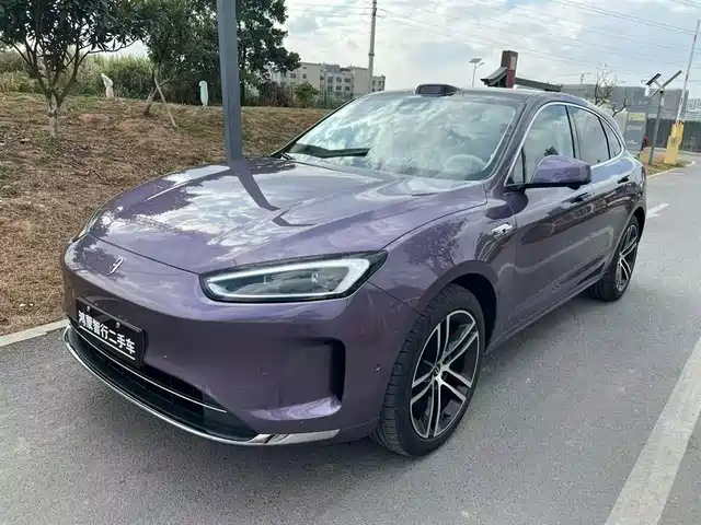 AITO ASK THE WORLD M5 2025