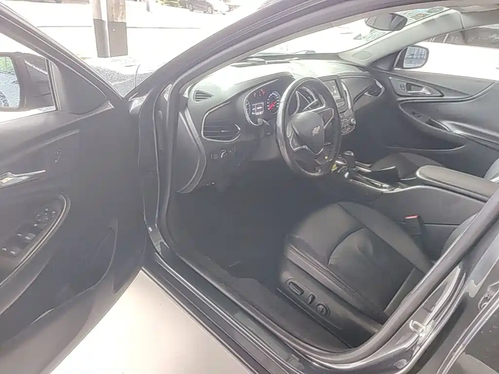 Chevrolet Malibu XL — миниатюра 16