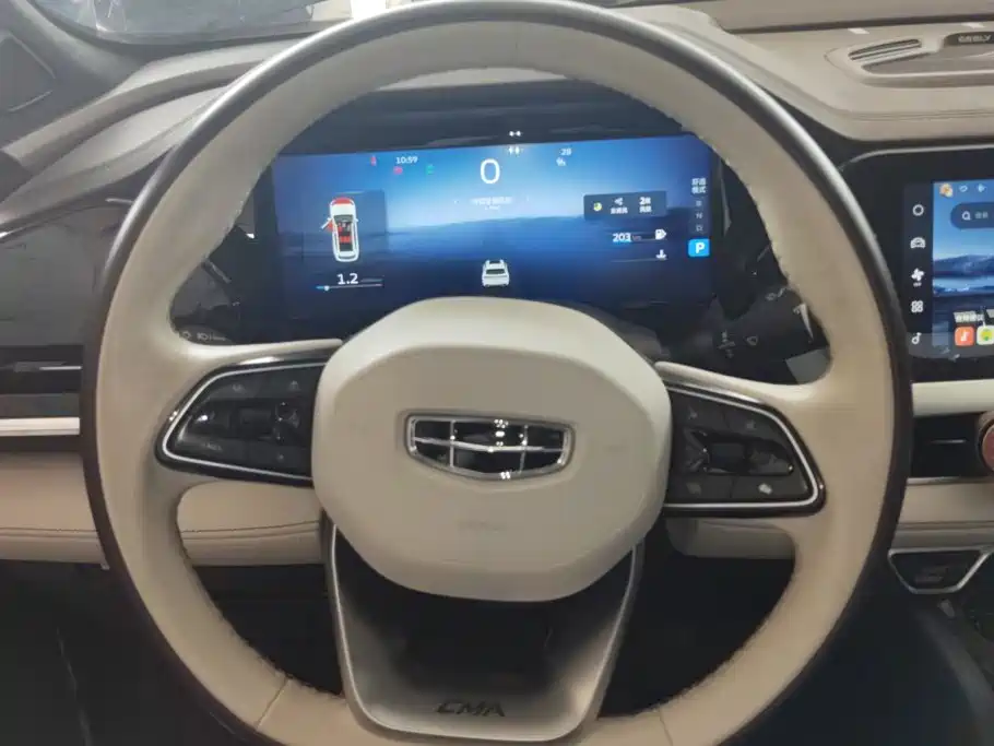 Geely Xingyue L — миниатюра 15