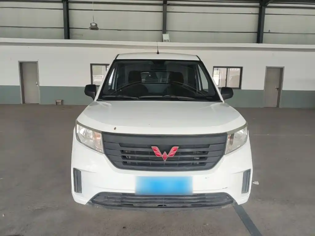 Wuling Hongguang PLUS — миниатюра 3