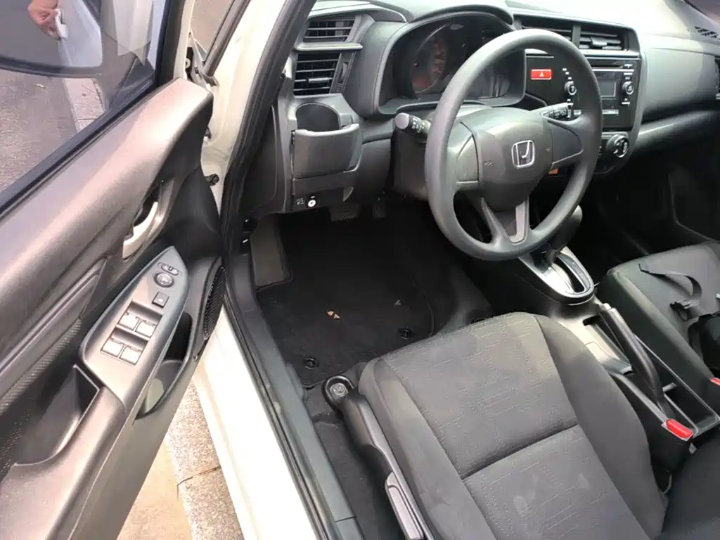 Honda Fit — миниатюра 16