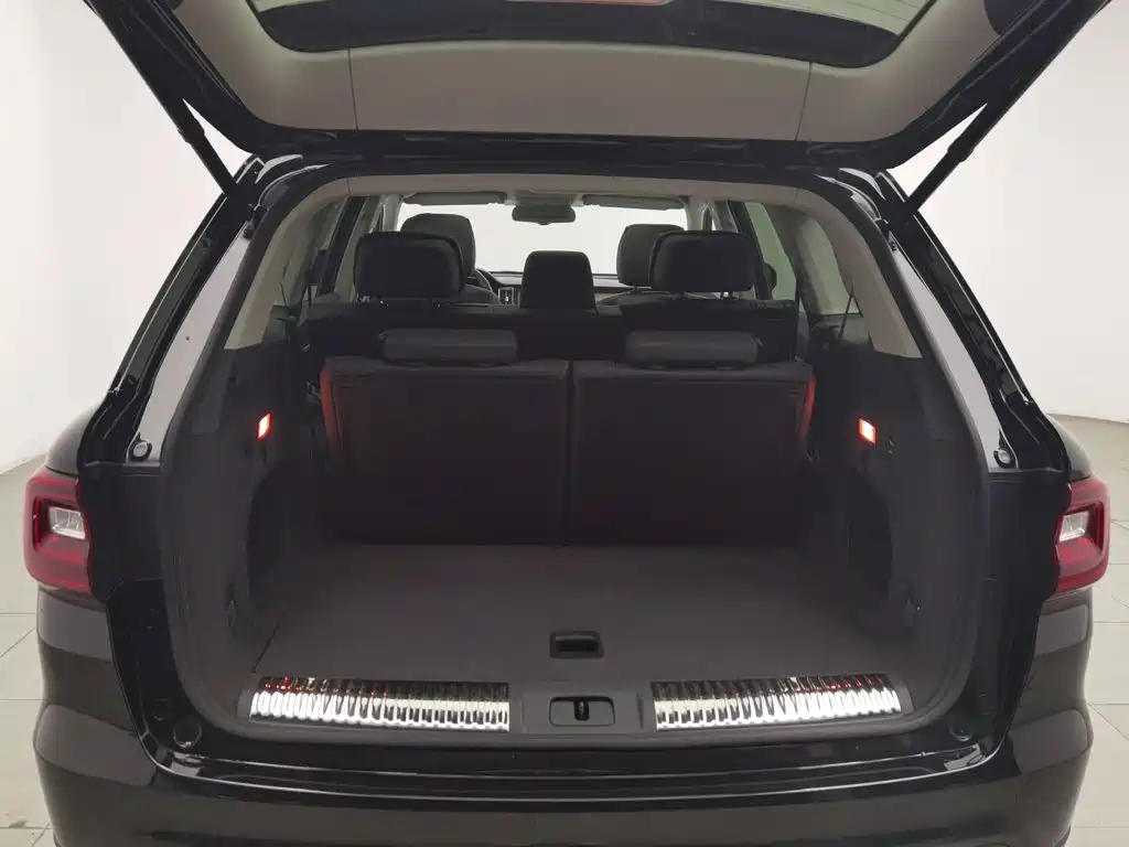 Hongqi Hongqi HS7 — миниатюра 16