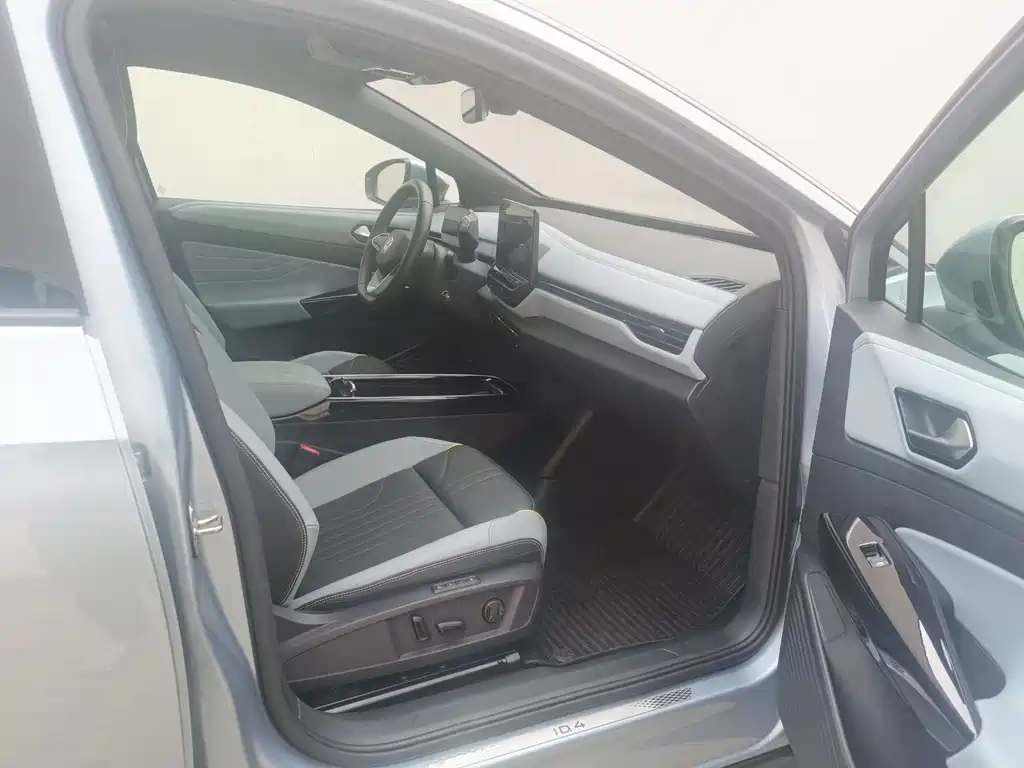 VOLKSWAGEN ID.4 X
