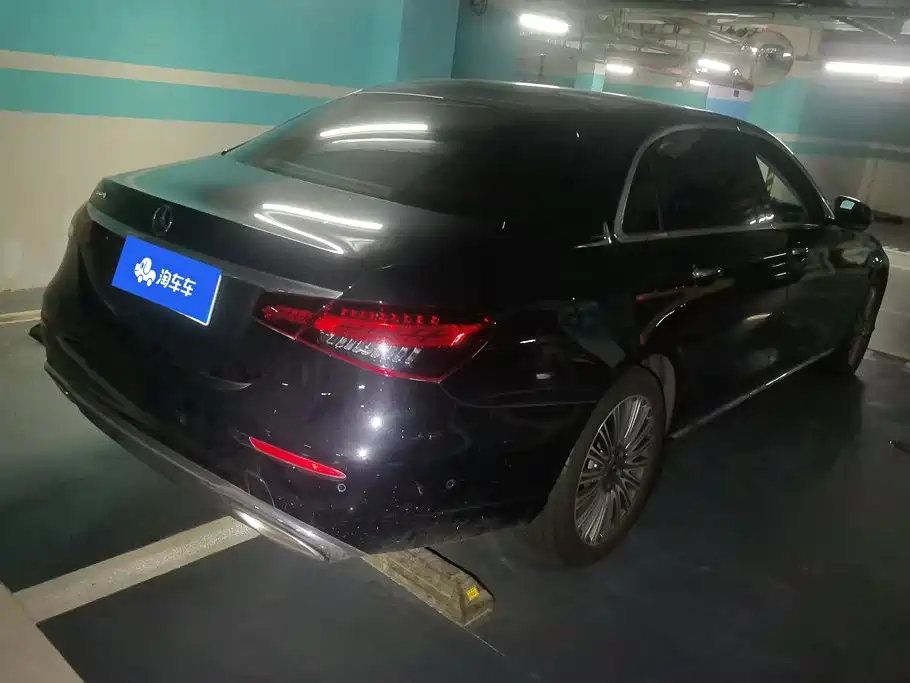 Mercedes-Benz E-Class — миниатюра 3