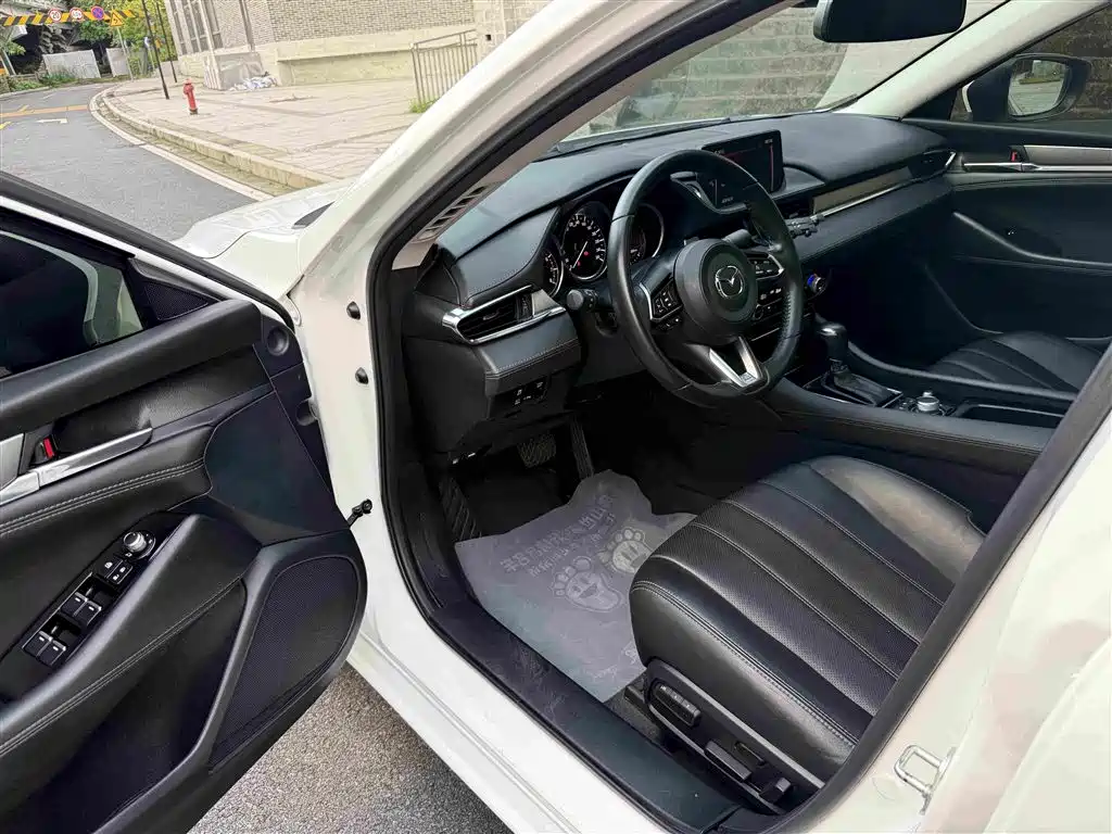 Mazda Atenza — миниатюра 5