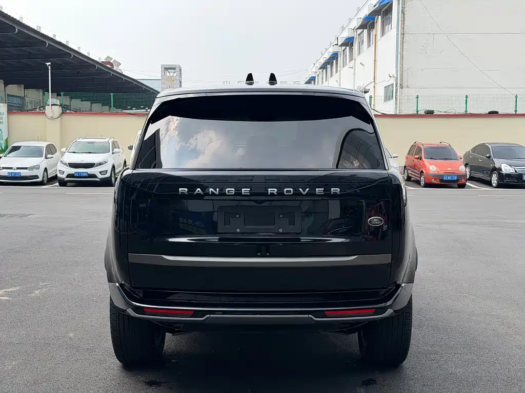 Land Rover Range Rover — миниатюра 13