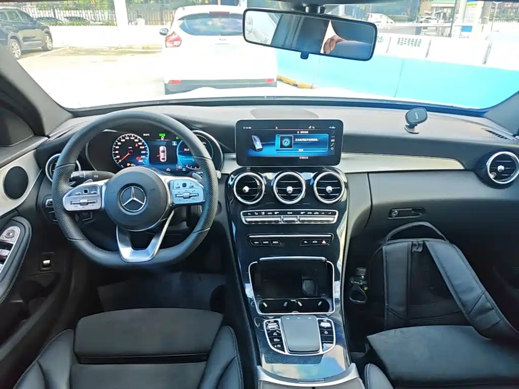 Mercedes-Benz C-Class — миниатюра 10