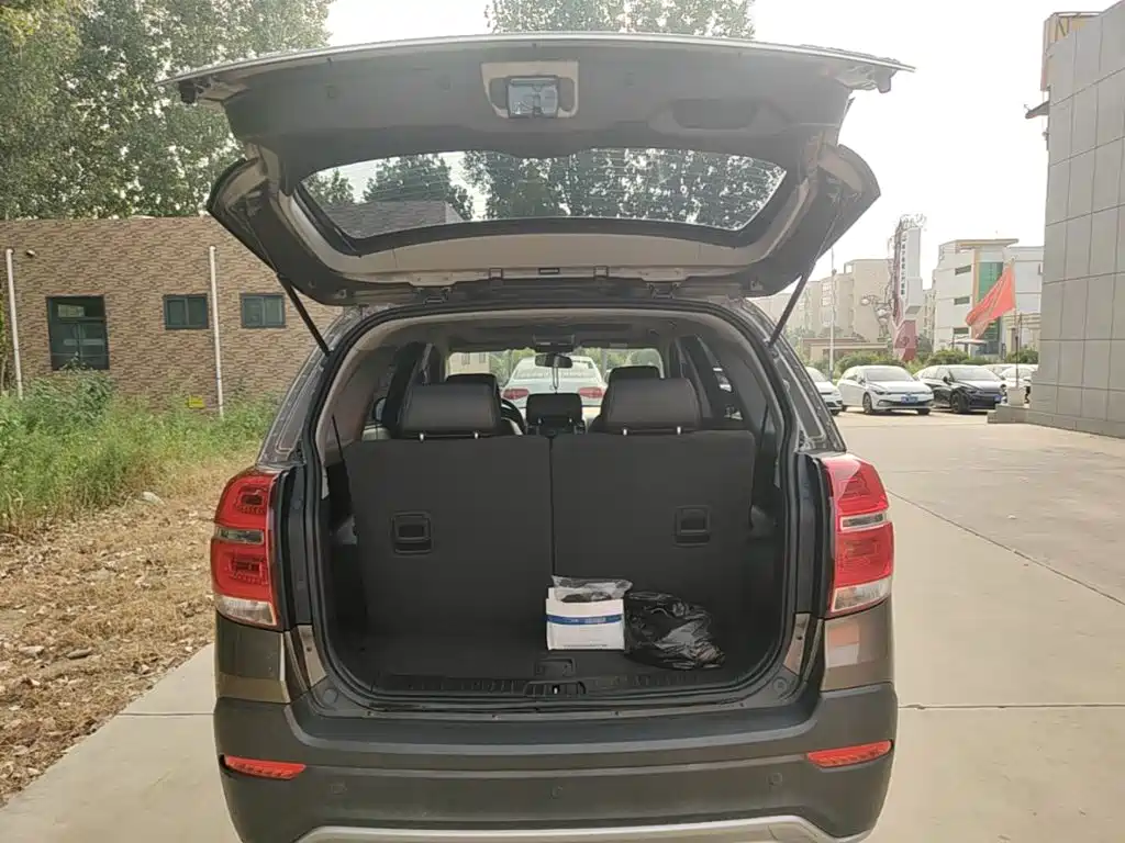 Chevrolet Captiva — миниатюра 19