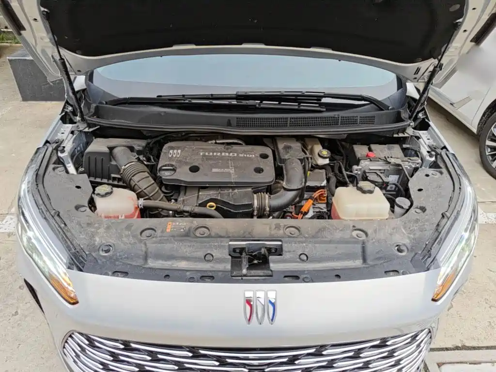 Buick GL8 Hybrid — миниатюра 20