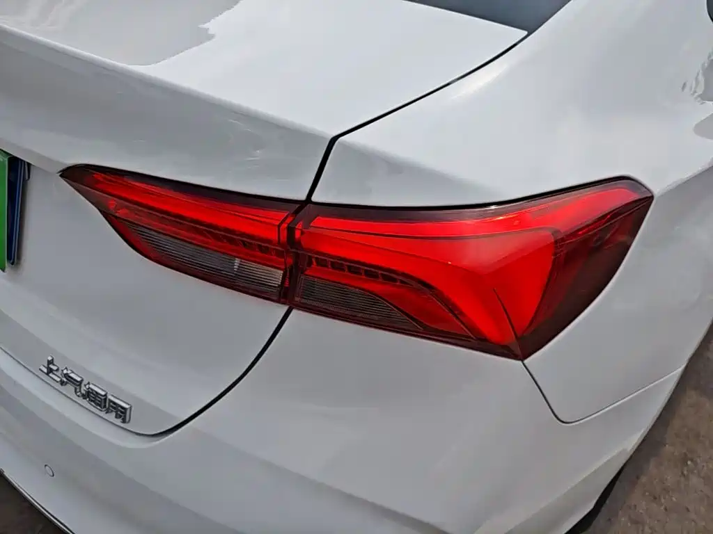 Buick Verano — миниатюра 8