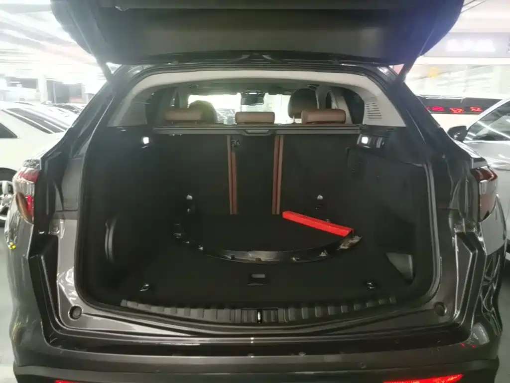 Alfa Romeo Stelvio — миниатюра 19