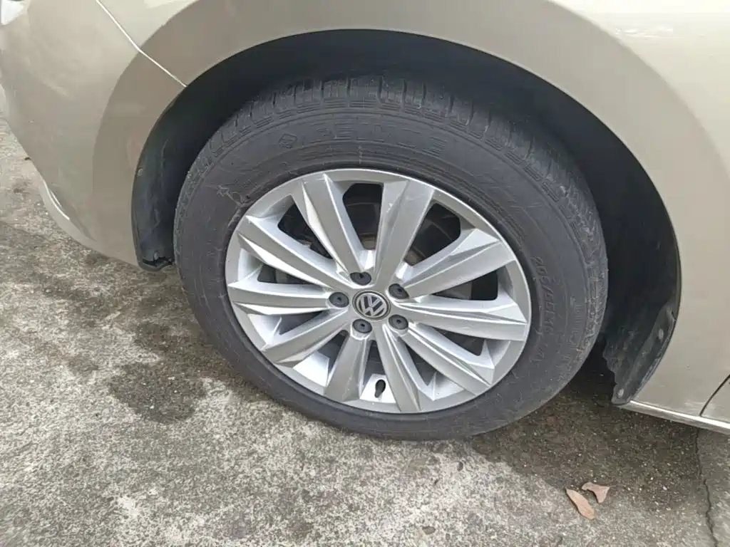 Volkswagen Bora — миниатюра 23