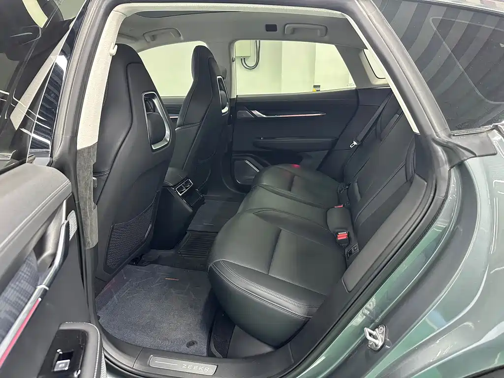 ZEEKR EXTREME KRYPTON 001