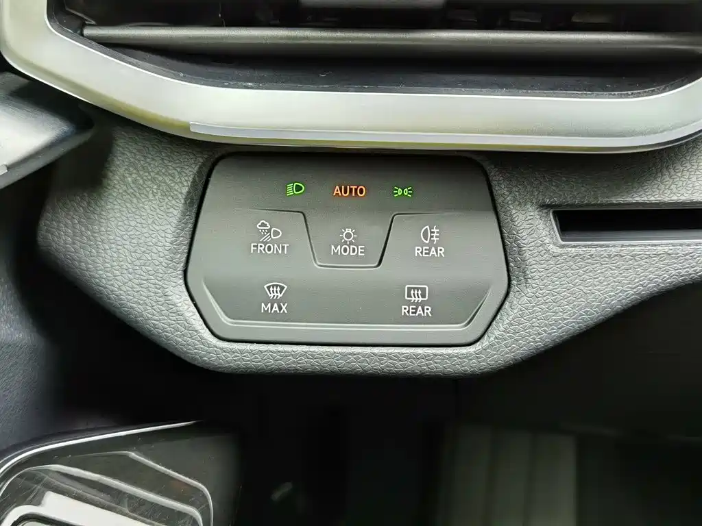 Volkswagen ID.4 Crozz — миниатюра 21
