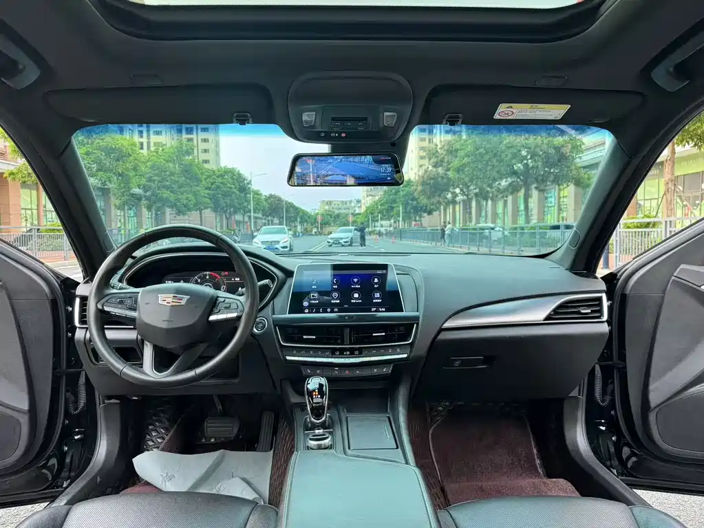 Cadillac CT5 — миниатюра 12
