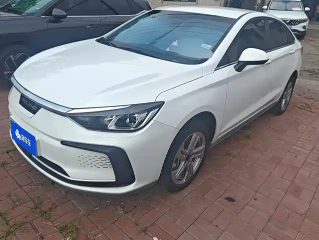 2025 BAIC EU5