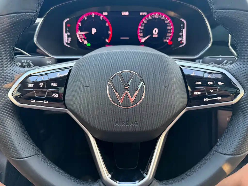 Volkswagen Passat — миниатюра 10