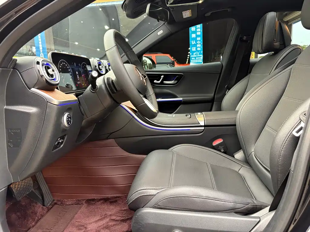 Mercedes-Benz C-Class — миниатюра 10