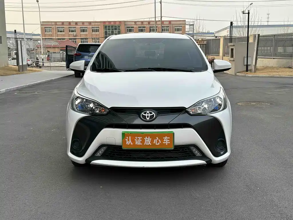 TOYOTA YARIS L ZHIXUAN