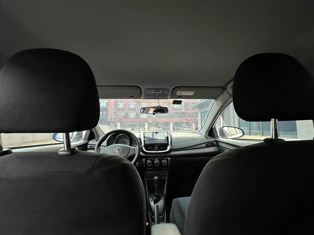 TOYOTA YARIS L ZHIXUAN