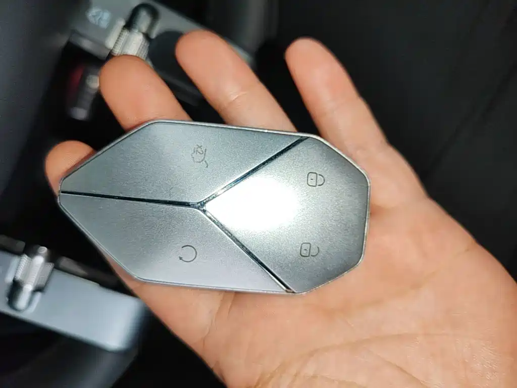 Fang Cheng Bao Leopard 8 — миниатюра 17
