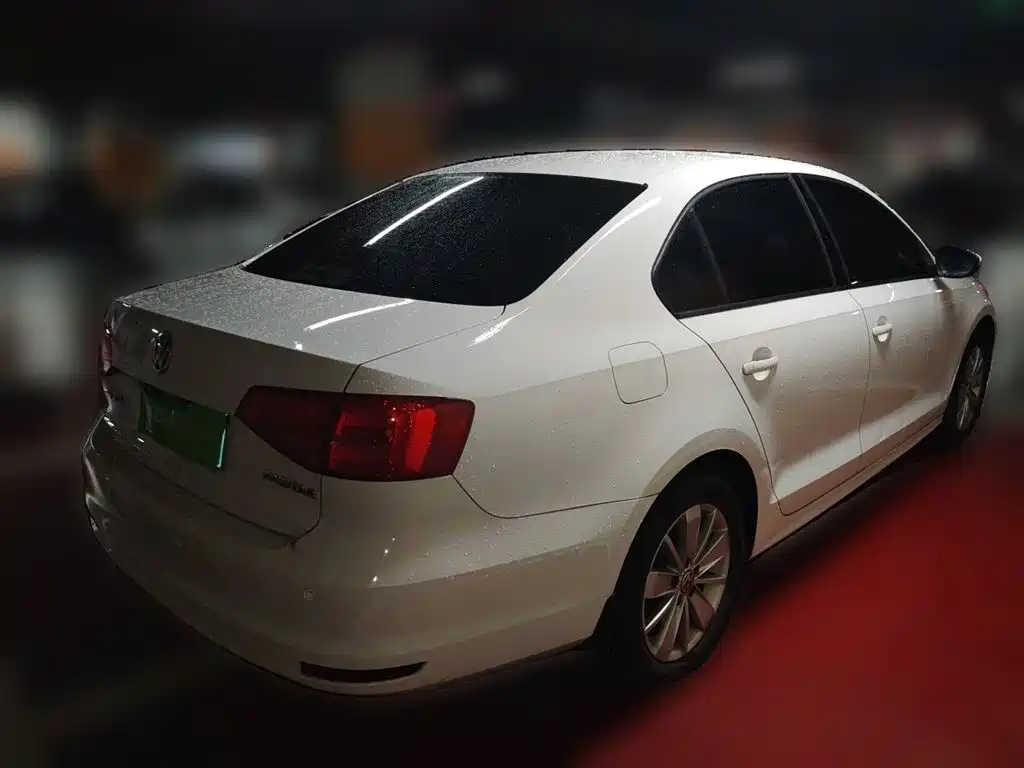 Volkswagen Sagitar 2017 1.6L AT Fashion