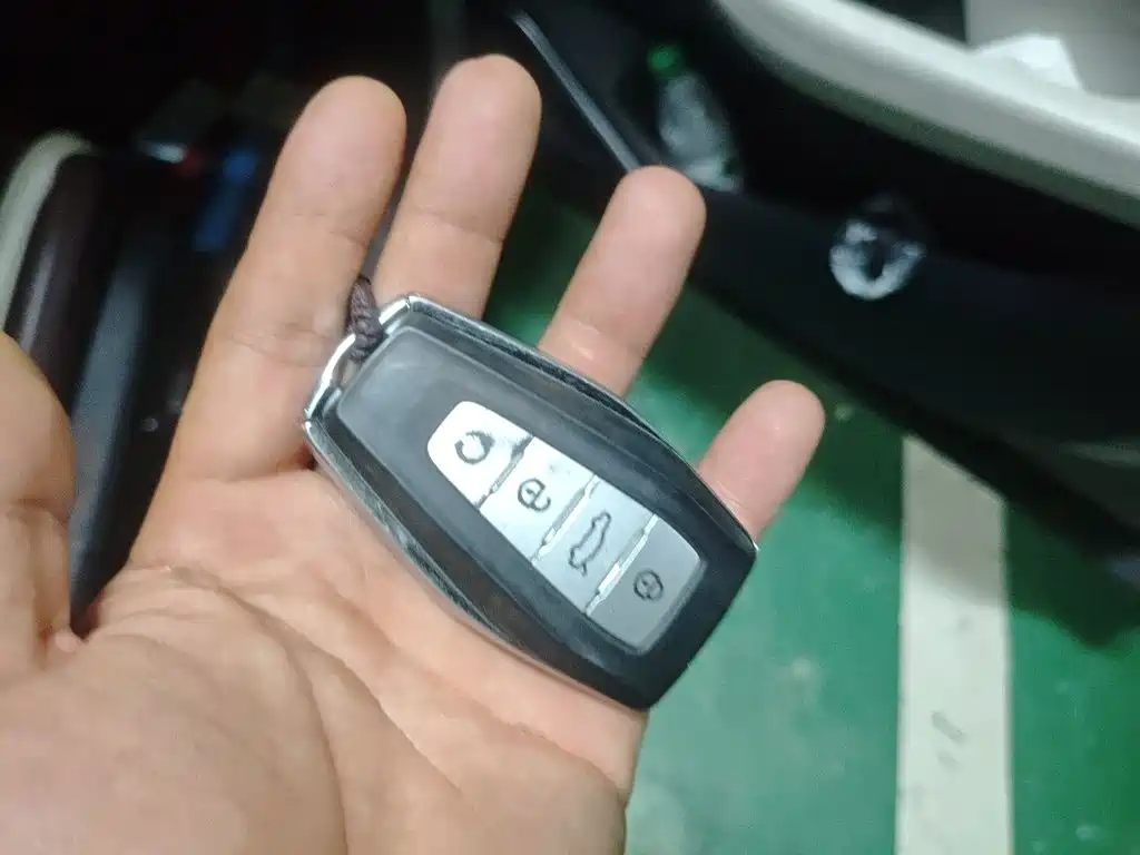 Geely Xingyue L — миниатюра 12