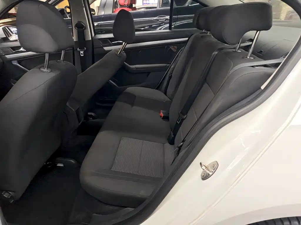 Volkswagen Lavida — миниатюра 17