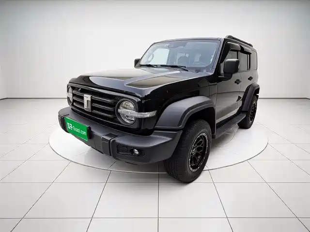 2022 TANK 300