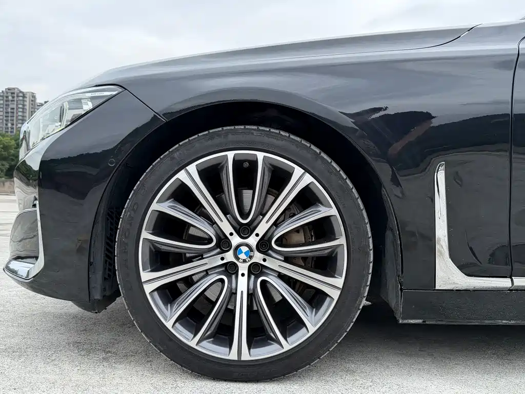 BMW 7 Series 7 2019 740Li Lead Luxury