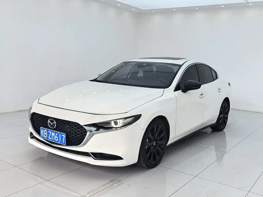 Купить Mazda 3 Axela