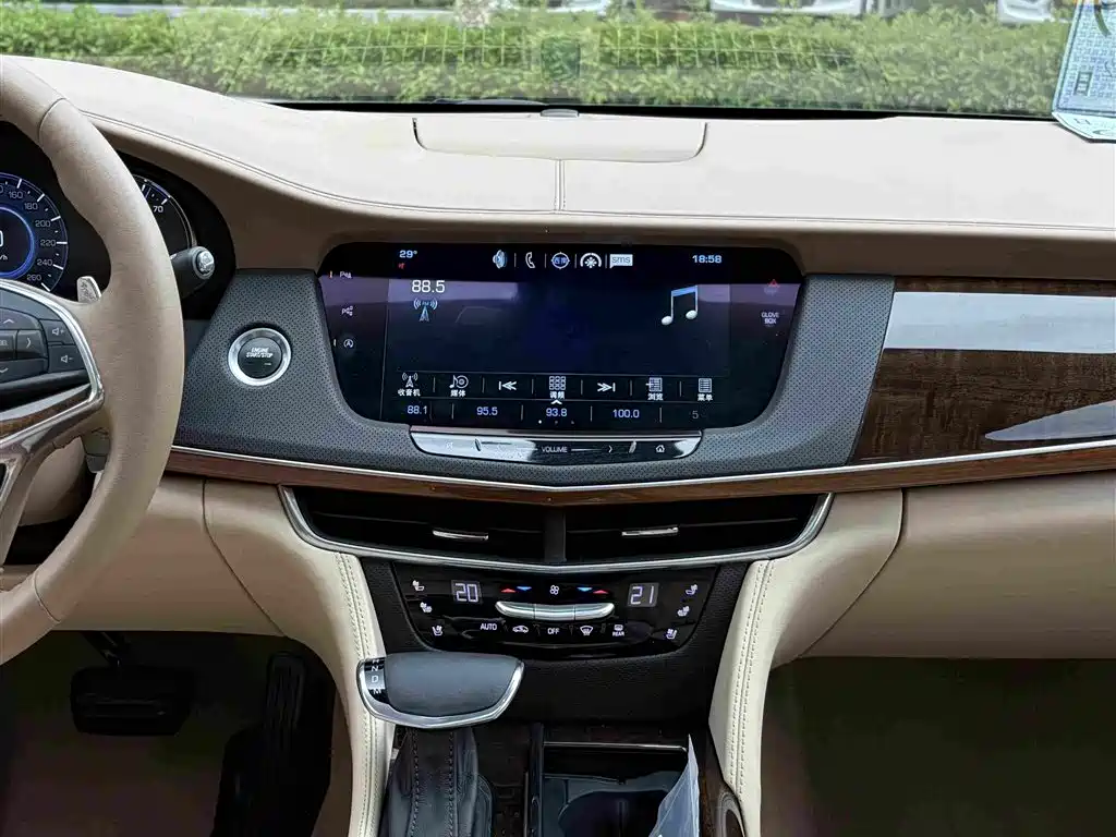 Cadillac CT6 28T Platinum Edition, фото 11