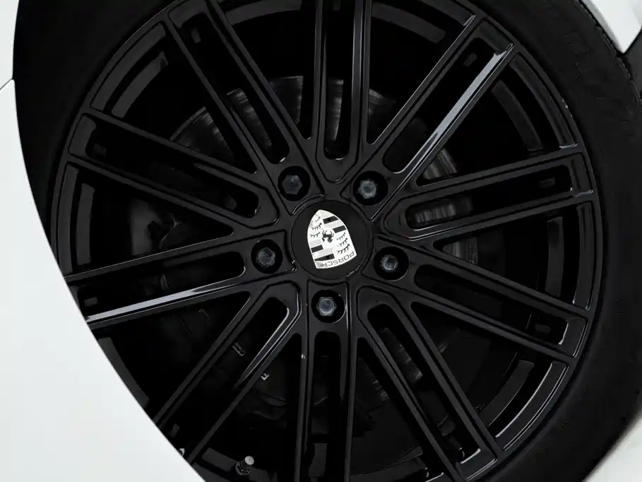 Porsche Panamera — миниатюра 5