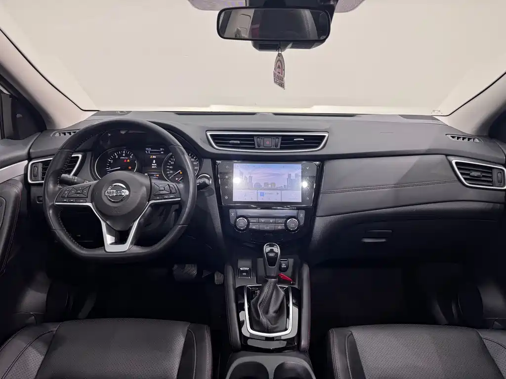 Nissan Qashqai — миниатюра 15