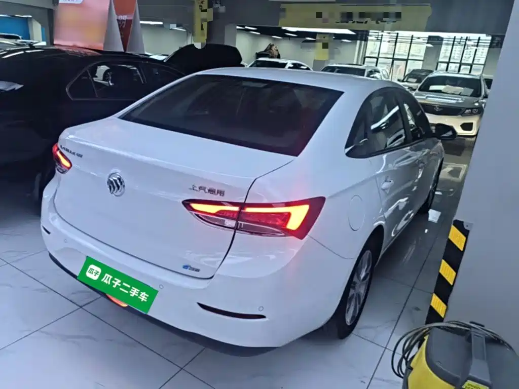 Buick Excelle — миниатюра 7
