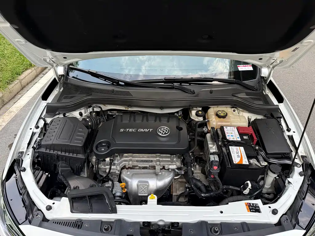 Buick Excelle — миниатюра 18