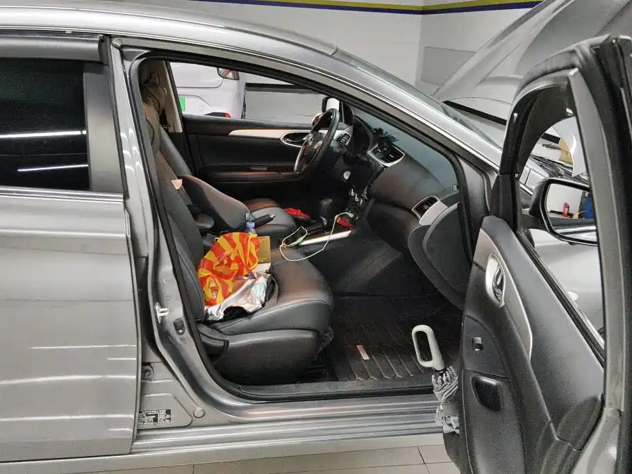Nissan Sylphy — миниатюра 8